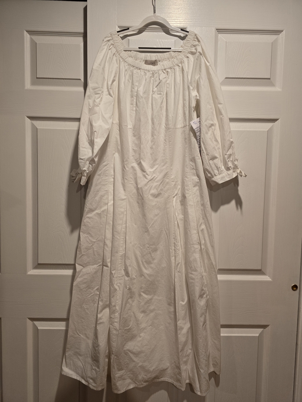 LOFT Cream Elastic Waist Maxi Skirt